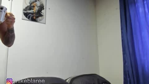 Snapshot of mikeblaree chatting on October 2025 03:13:01 PM mikeblaree online show from October 2025 03:13:01 PM