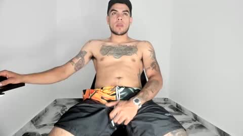 mikee_scooth online show from November 2025 03:17:02 PM