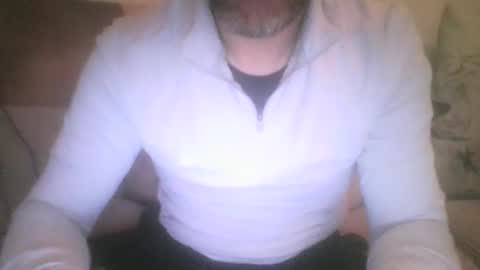 Snapshot of mikehockishuge9 chatting on November 2025 01:17:02 AM mikehockishuge9 online show from November 2025 01:17:02 AM