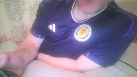 mikehockishuge9 online show from April 2026 11:29:01 PM