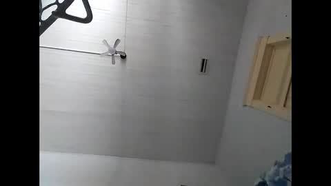 Snapshot of mikemike11k chatting on January 2025 08:07:01 PM mikemike11k online show from January 2025 08:07:01 PM