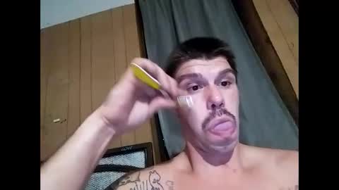 Snapshot of mikemike11k chatting on January 2025 04:26:01 AM mikemike11k online show from January 2025 04:26:01 AM