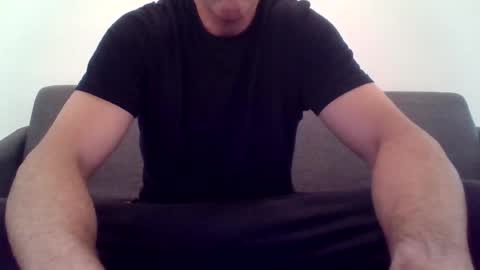 Snapshot of mikeps23 chatting on June 2026 01:10:02 AM mikeps23 online show from June 2026 01:10:02 AM