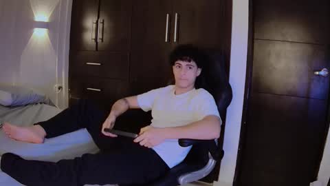 mikey_banji online show from December 2025 01:05:02 PM