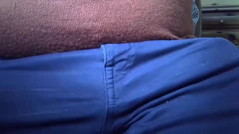 Snapshot of mikeybed chatting on February 2025 09:31:02 AM mikeybed online show from February 2025 09:31:02 AM