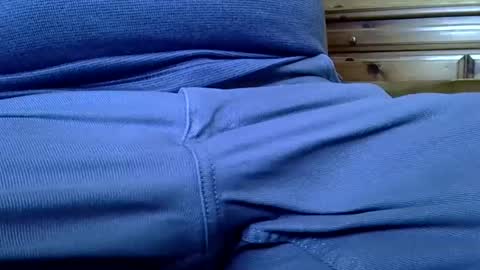 Snapshot of mikeybed chatting on March 2025 10:44:02 AM mikeybed online show from March 2025 10:44:02 AM