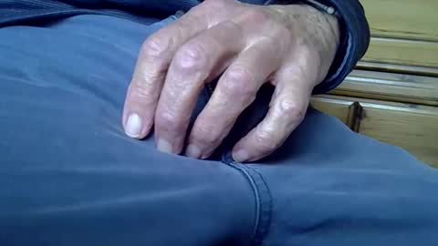 Snapshot of mikeybed chatting on October 2025 08:48:01 AM mikeybed online show from October 2025 08:48:01 AM