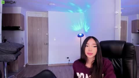 VIOLETAMIKE online show from March 2026 01:40:02 PM