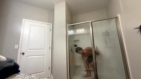 mikeywhite123 online show from December 2024 07:32:02 PM