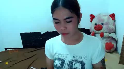 Mikhayla and Zeus online show from June 2026 10:58:01 AM