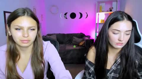 Miki online show from September 2025 01:55:01 PM