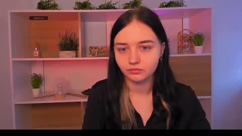 Snapshot of miki_ti chatting on October 2025 08:33:02 AM miki_ti online show from October 2025 08:33:02 AM