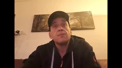 mikiey666 online show from December 2025 09:11:02 PM