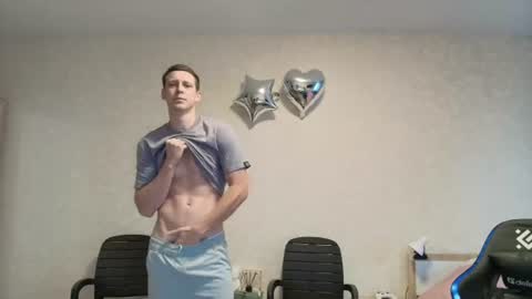 Snapshot of mikimaus0101 chatting on July 2026 12:24:02 PM Michael online show from July 2026 12:24:02 PM
