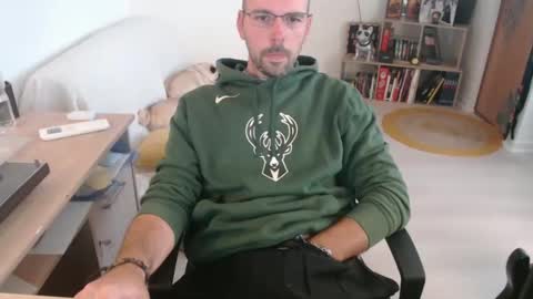 mikmik91 online show from September 2025 08:39:02 AM