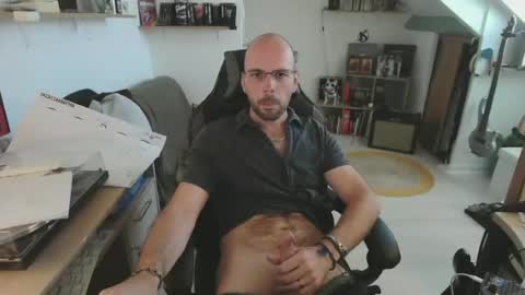 mikmik91 online show from June 2026 03:35:02 PM