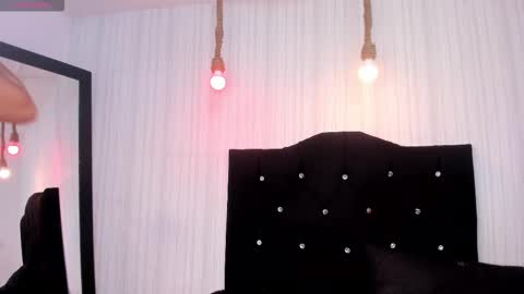   miku katsuragi  online show from September 2025 11:27:02 PM