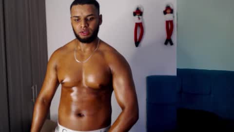 Snapshot of miky_xxx chatting on November 2025 03:05:02 AM Miky online show from November 2025 03:05:02 AM