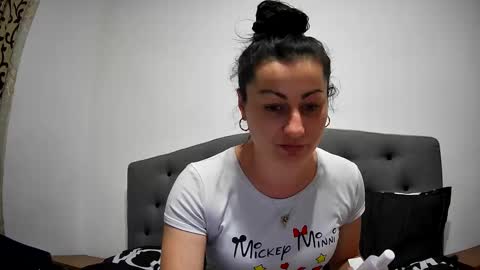 Mikyloveu online show from March 2025 05:22:01 PM