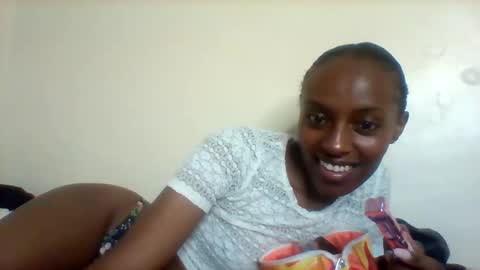 Snapshot of mil_milon chatting on May 2026 05:52:01 PM Milo online show from May 2026 05:52:01 PM