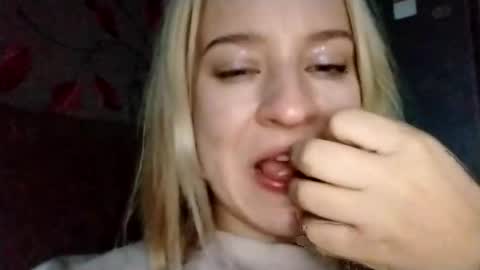 Snapshot of mila_420 chatting on November 2025 03:51:01 AM Mila 420 online show from November 2025 03:51:01 AM