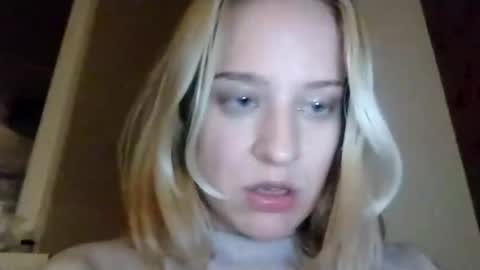 Snapshot of mila_420 chatting on November 2025 08:40:02 PM Mila 420 online show from November 2025 08:40:02 PM