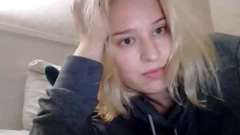 Snapshot of mila_420 chatting on November 2025 03:06:02 PM Mila 420 online show from November 2025 03:06:02 PM