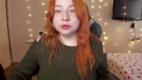 Snapshot of mila_foxxxy chatting on March 2025 04:06:01 AM Mila shy sensual person  online show from March 2025 04:06:01 AM