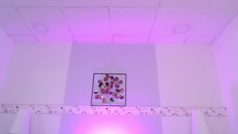 Snapshot of mila_gh1 chatting on December 2024 08:04:02 PM Mila online show from December 2024 08:04:02 PM