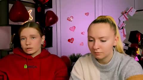 Snapshot of mila_glow chatting on February 2026 07:10:01 PM mila_glow online show from February 2026 07:10:01 PM