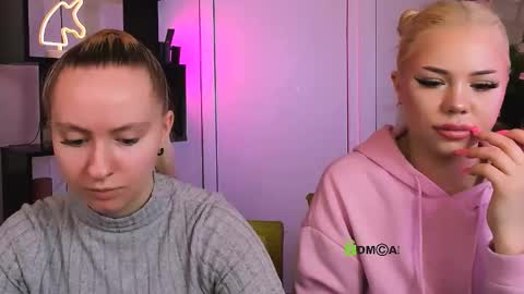 Snapshot of mila_glow chatting on March 2026 12:44:01 PM mila_glow online show from March 2026 12:44:01 PM