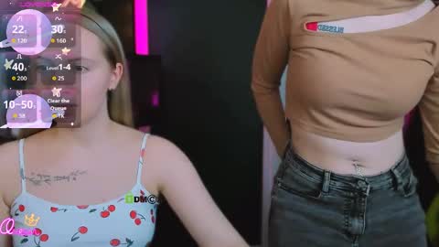 mila_glow online show from April 2026 06:56:01 PM