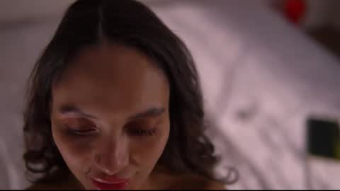 mila may  online show from March 2025 06:16:02 AM