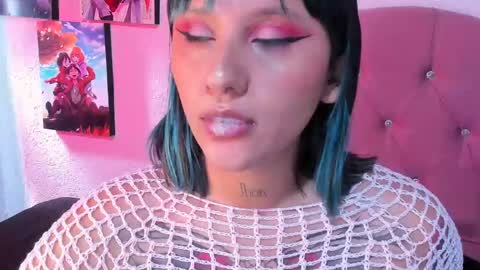 Snapshot of mila_nixon01 chatting on May 2026 05:32:01 PM MILA online show from May 2026 05:32:01 PM