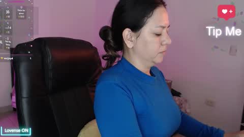 Snapshot of mila_phoenix chatting on November 2025 10:15:02 AM mila_phoenix online show from November 2025 10:15:02 AM