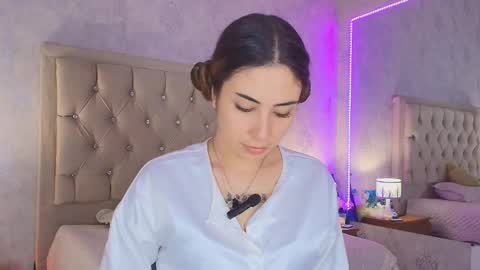 Snapshot of mila_smirnovavk chatting on February 2026 03:49:02 AM MILA online show from February 2026 03:49:02 AM