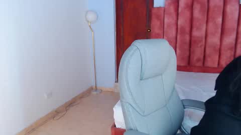 milaa_star online show from October 2025 04:10:02 AM