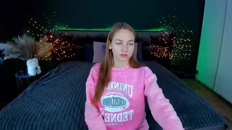 Milla online show from December 2025 06:54:02 AM