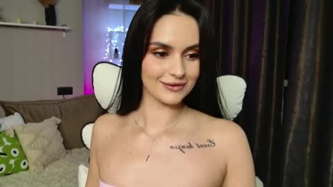 Mila online show from May 2026 07:34:02 PM
