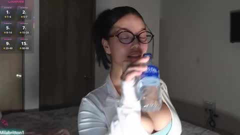 Vale online show from November 2025 01:29:01 AM