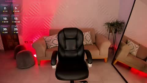 Mila online show from March 2026 11:19:02 PM