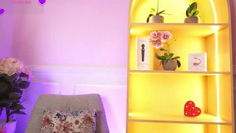 milacrave online show from March 2026 11:48:02 AM