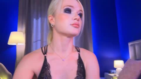 Miss Cutie online show from April 2026 04:21:02 AM