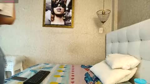 Snapshot of miladiosa chatting on November 2025 12:41:02 PM miladiosa online show from November 2025 12:41:02 PM