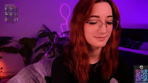 Snapshot of milaflameee_ chatting on June 2026 03:25:02 PM Mila . online show from June 2026 03:25:02 PM