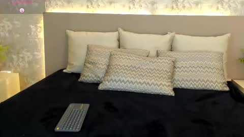    online show from September 2025 10:20:02 AM