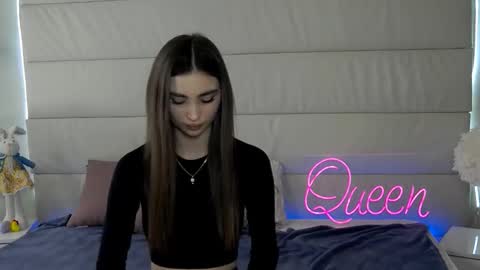 milalick online show from April 2026 10:02:01 AM