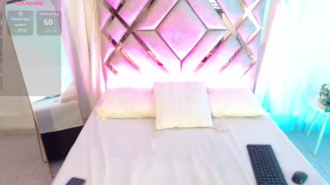 MilaMonroeXX online show from July 2026 02:28:01 AM