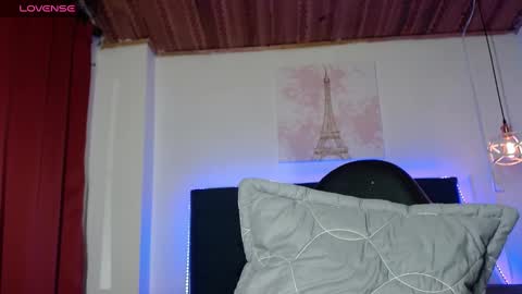 Snapshot of milan_rf chatting on January 2025 04:44:01 AM MILAN online show from January 2025 04:44:01 AM