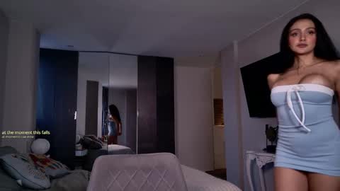 milana online show from February 2026 10:43:01 PM